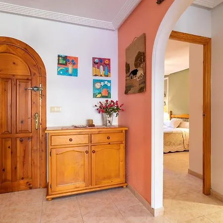 Spacious With Sea View In 75 M² Pool