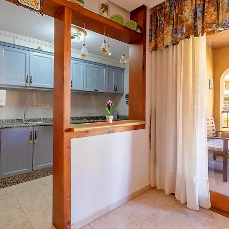 Apartment Spacious With Sea View In 75 M² Pool *