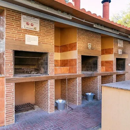Spacious With Sea View In 75 M² Pool *
